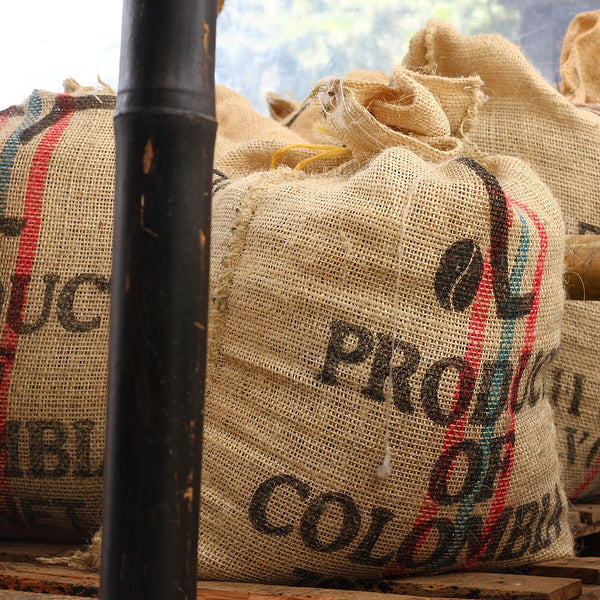 The World of Colombian Coffee Beans and Café De Amor